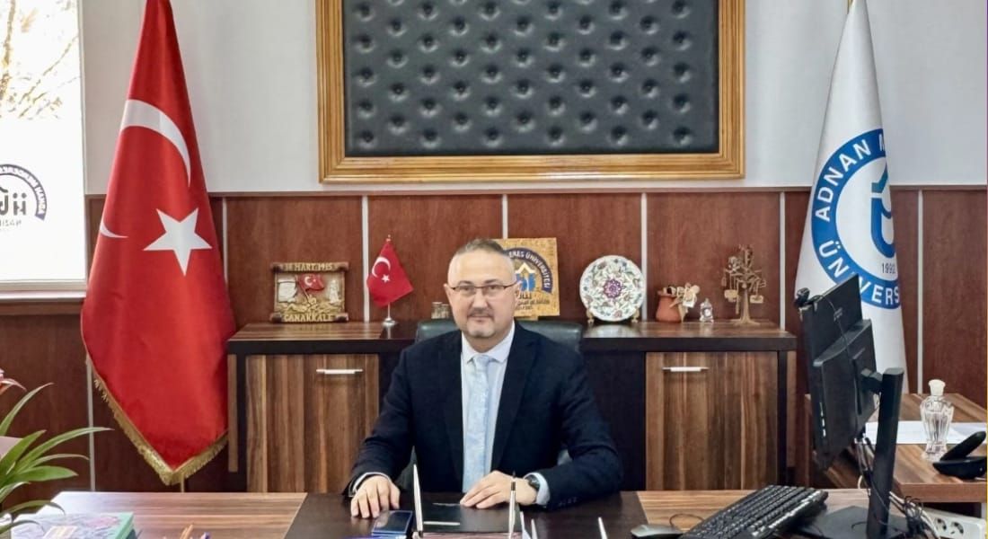 ADÜ Nazilli de İİBF' de bayrak değişimi